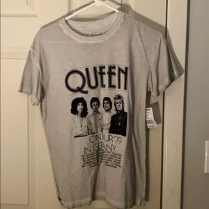 Queen vintage tee